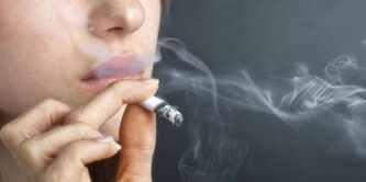 Воздействие табачного дыма в раннем детстве ускоряет процесс биологического старения